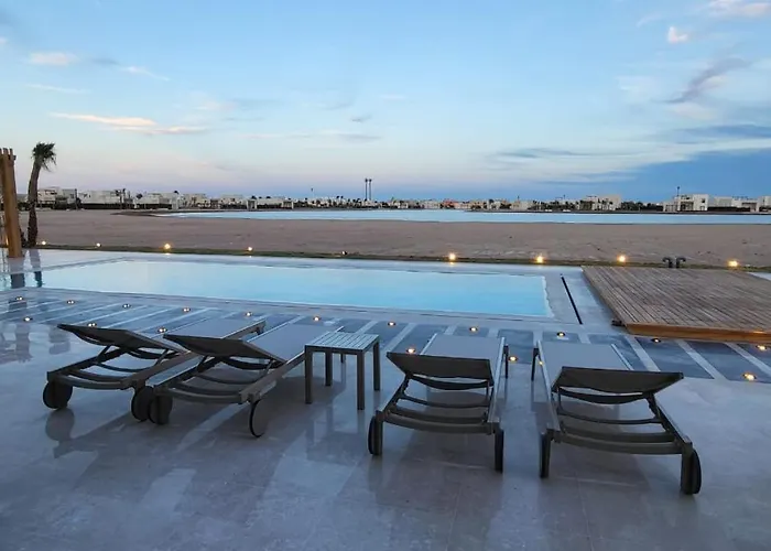 Elgouna -4 Bedroom With Private Heated Pool Hurgada